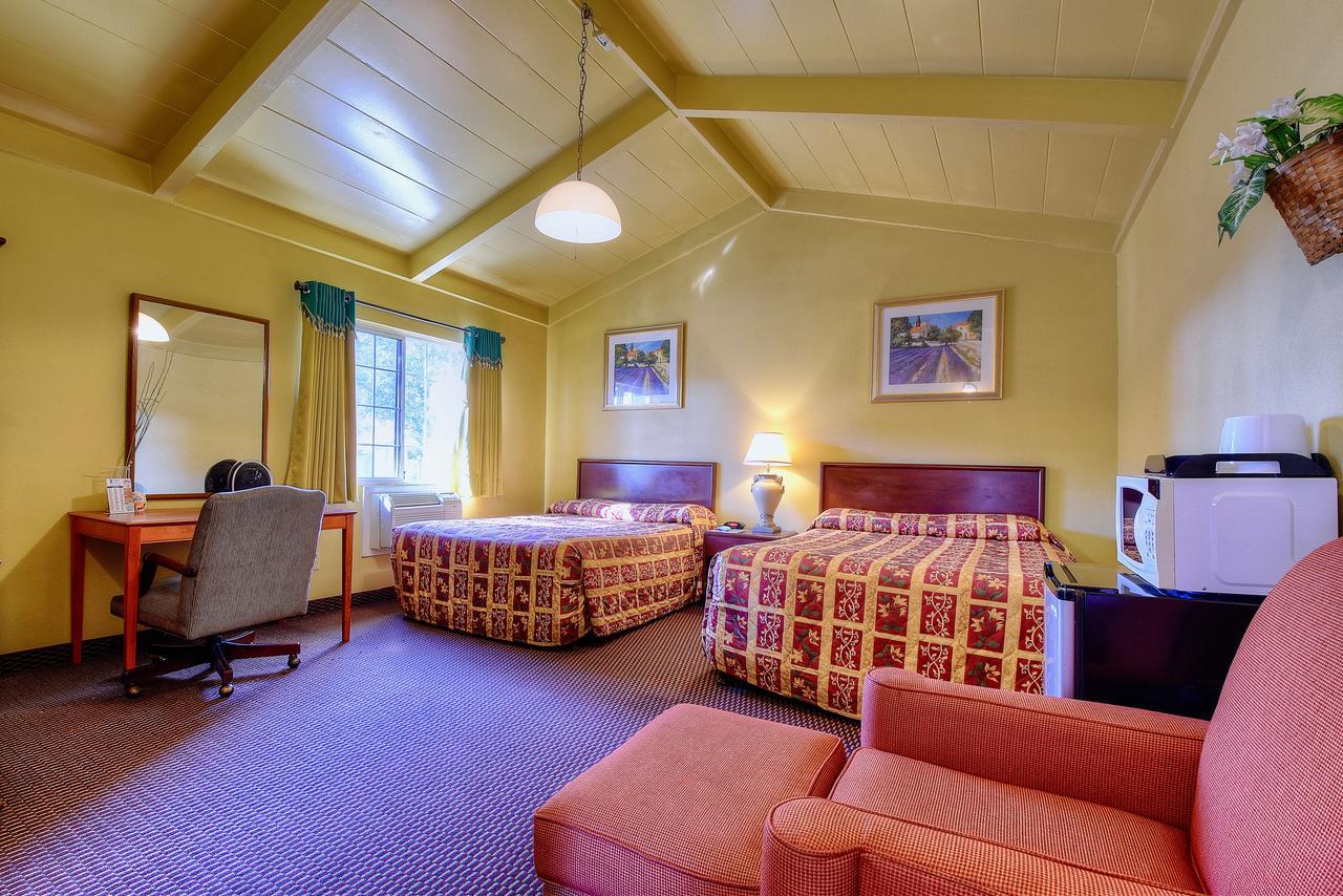 Bayside Inn Monterey Exterior foto